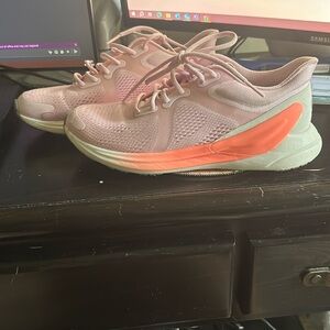 Lululemon Running Shoes - Blissfeel